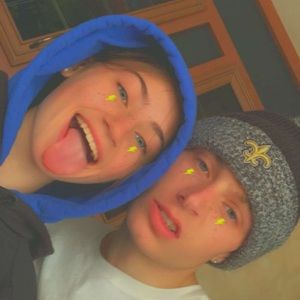 Meet your Posher, Kaya